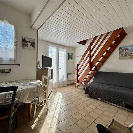 Holiday home Maison Familiale A 2 Pas De La Et Foret, 3 Pieces, 5 Couchages - St-georges-d'oleron - Fr-1-246a-290